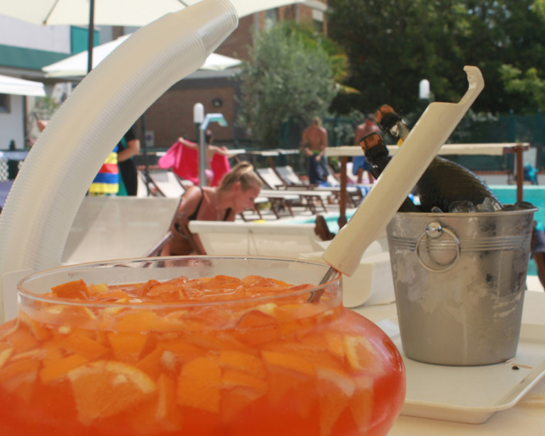 media.Slide_Piscina_3HotelGaby_Rimini