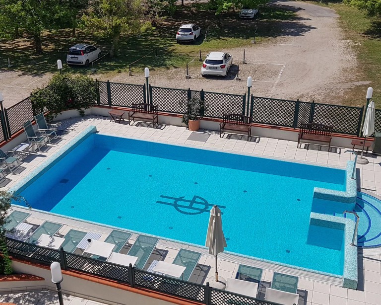 media.Slide_Piscina_2HotelGaby_Rimini