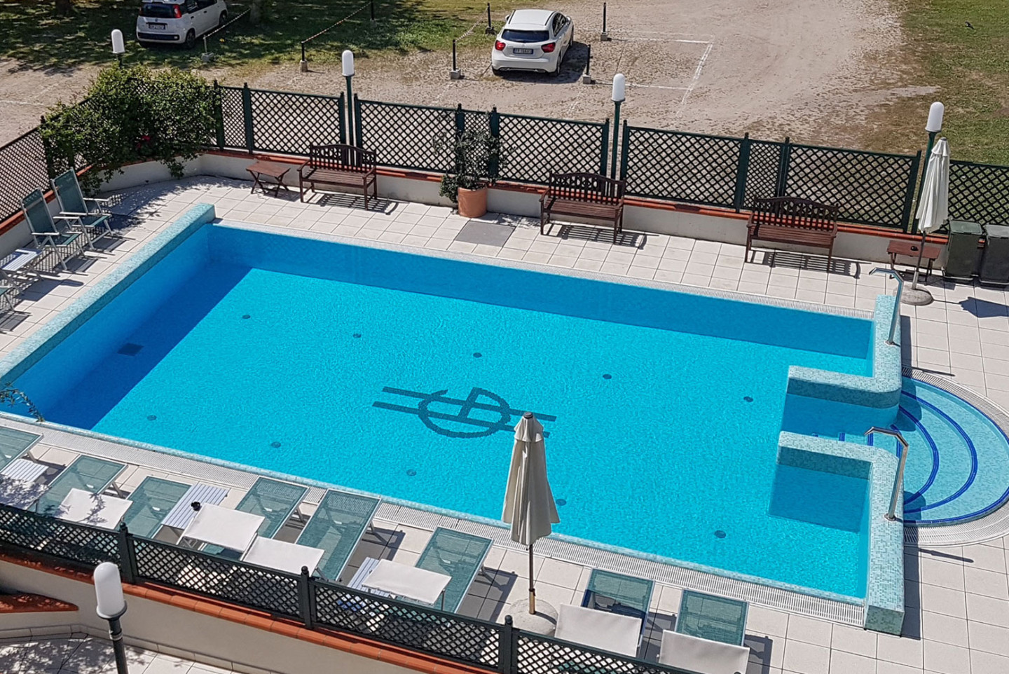 media.Slide_Piscina_2HotelGaby_Rimini